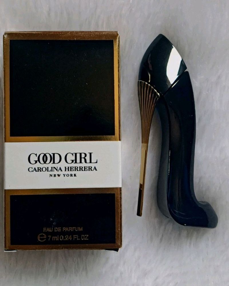 Carolina Herrera Miniature ♥️💕