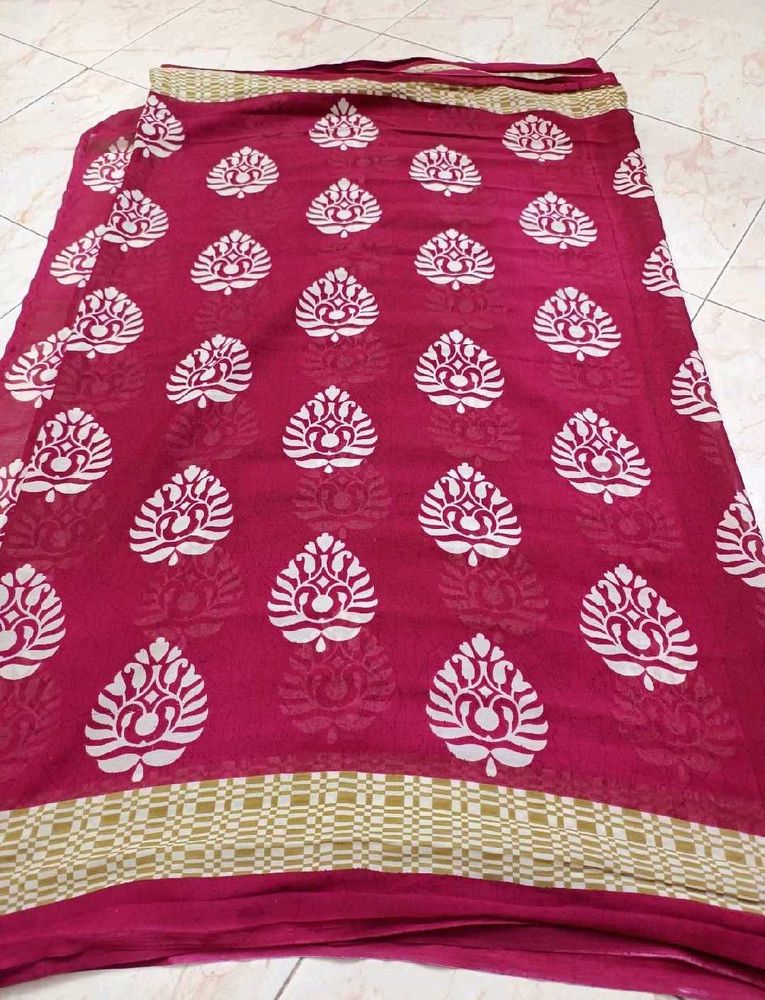 Synthetic Saree With Floral Print