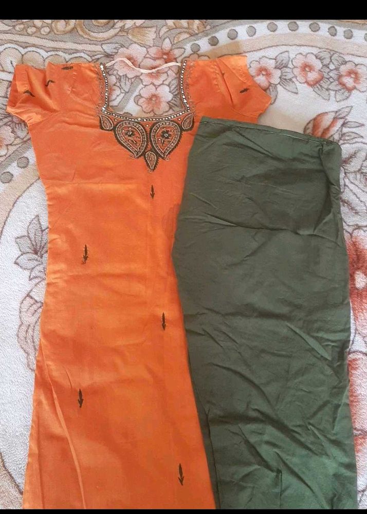 Neck Embroidery Suit Set
