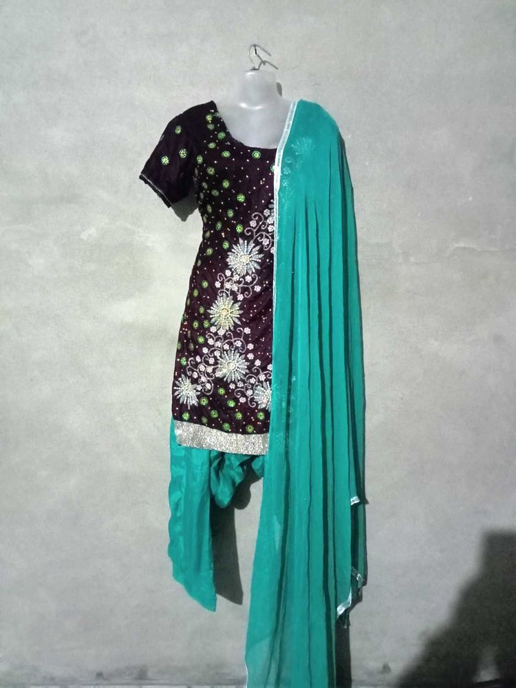 Elegant Embroidered Ethnic Dress