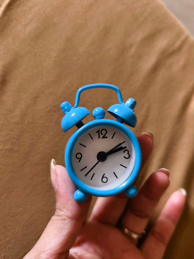 Cute Mini Decor Clock