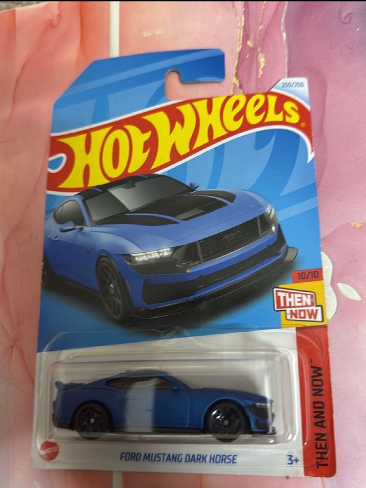 HOT WHEELS FORD MUSTANG DARK HORSE IMPORTED