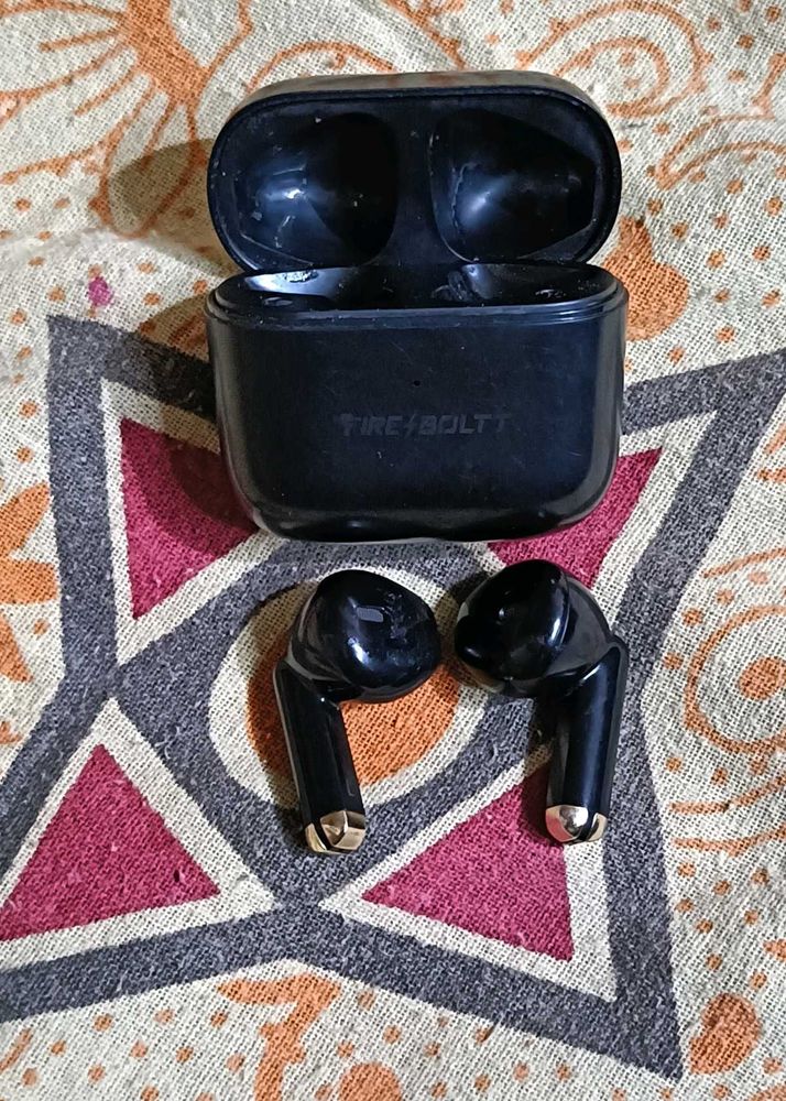 Earbuds 🌟
