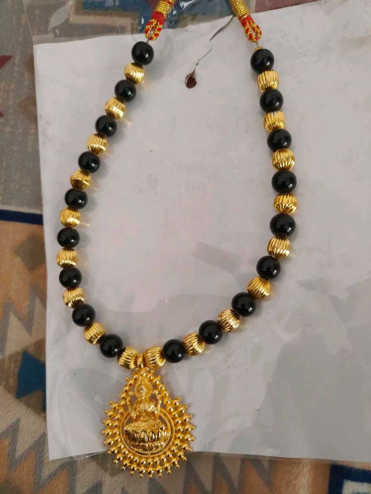 Black &amp; Gold Goddess Pendant Necklace