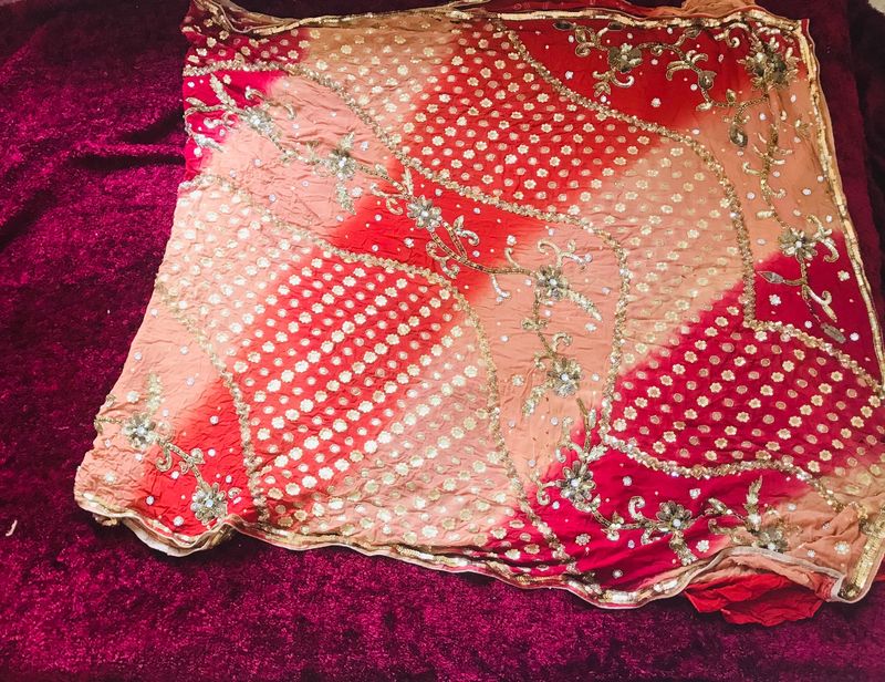heavy sari with 2 half sleev stiched blouse