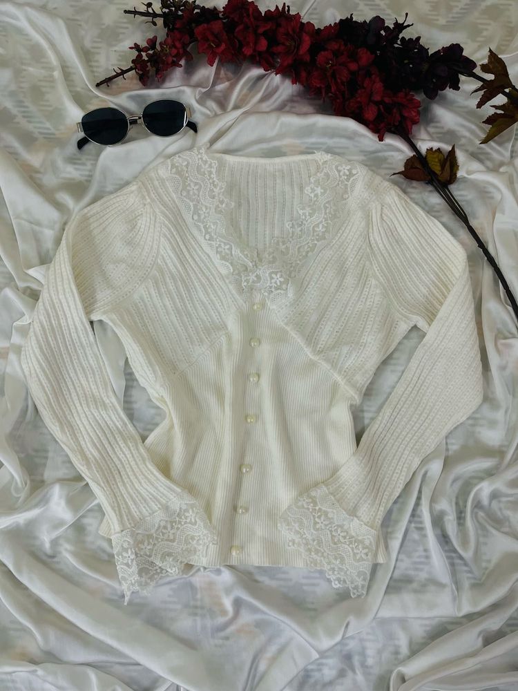 Lace Trim Knit Cardigan