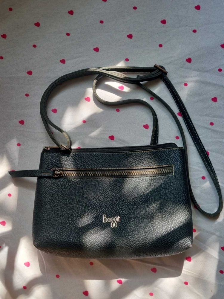 Baggit Crossbody Bag
