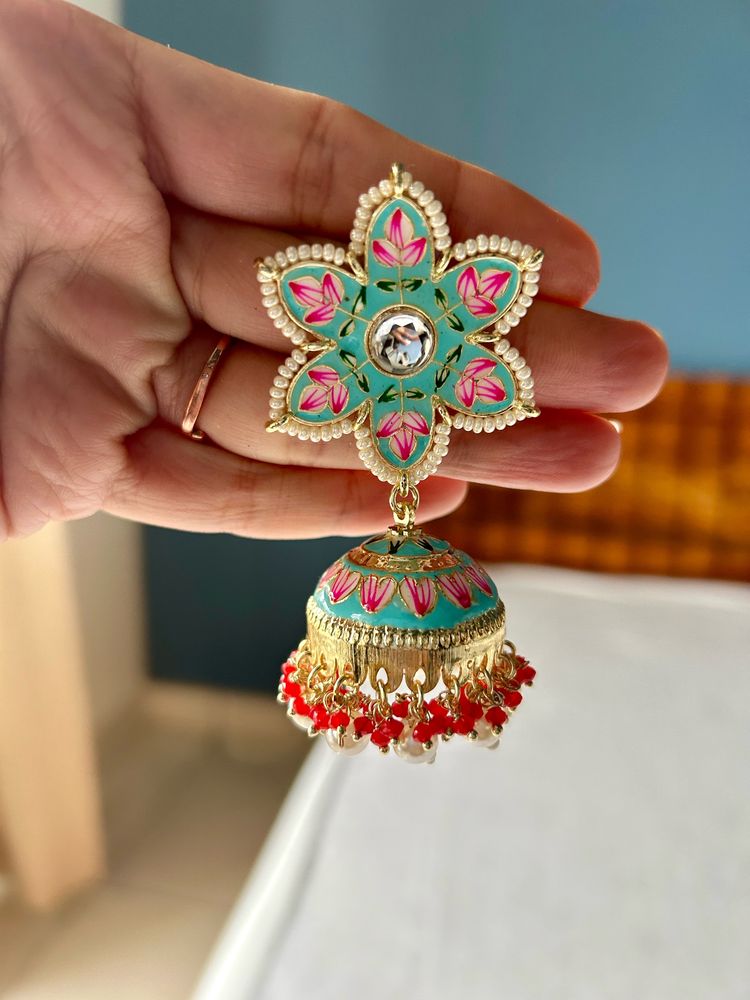 🪷Gorgeous Floral Jhumkas