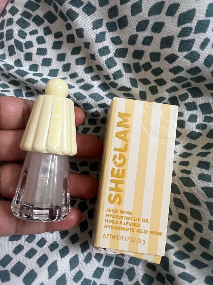 New SHEGLAM Hydrating Lip Oil