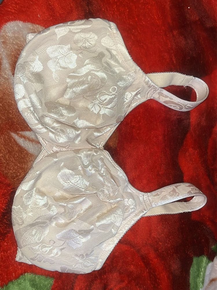 Pretty Bra