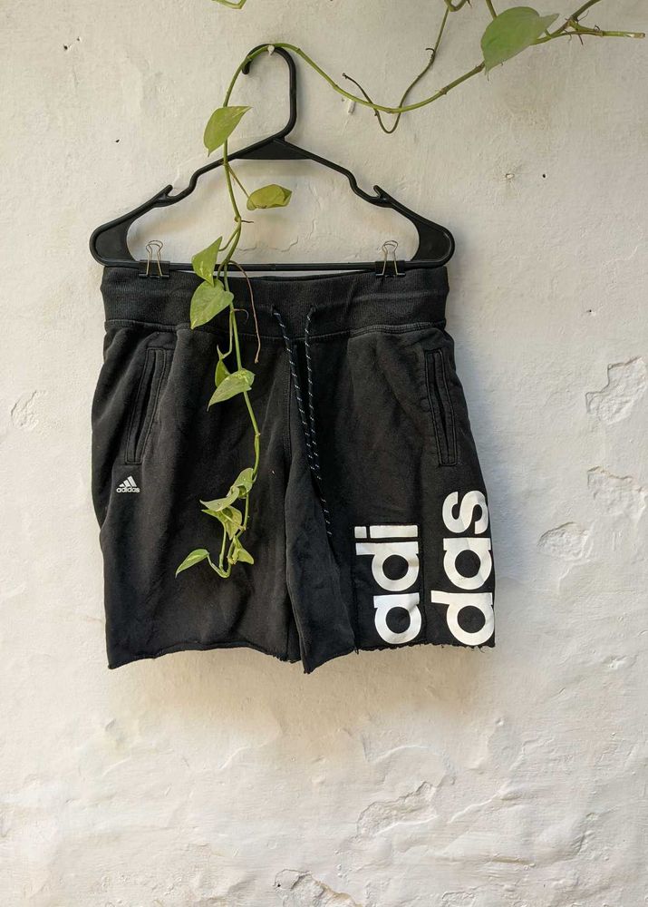 Adidas Men Imported Luxury Shorts 🩳