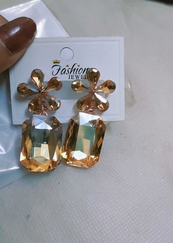 Beautiful Party Wear Earrings