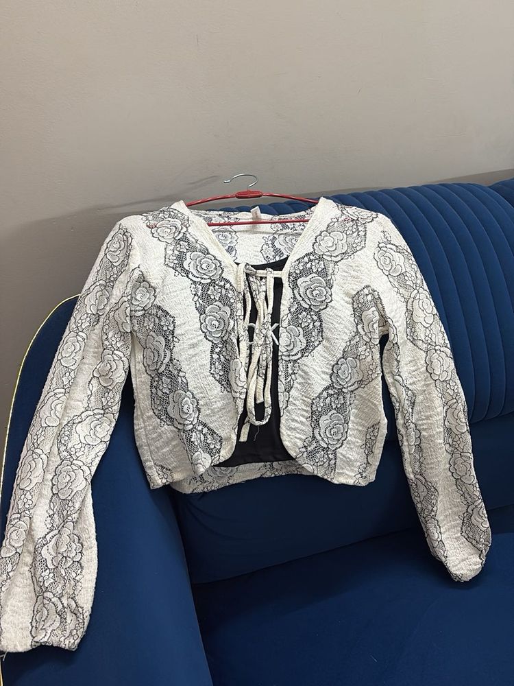 Elegant Lace Trim Bolero Top