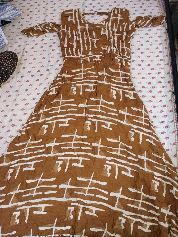 Brown Printed Dress cold sleeves
