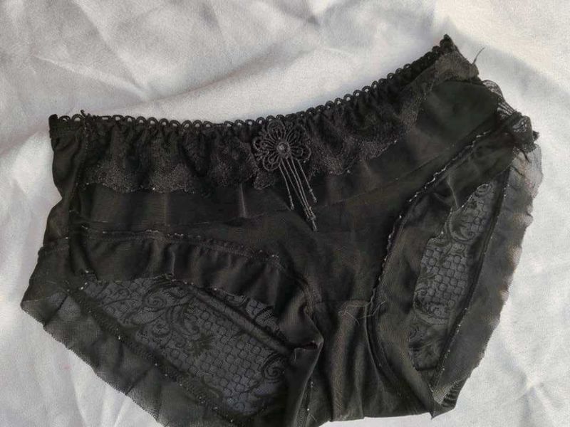 Black Lace Panties