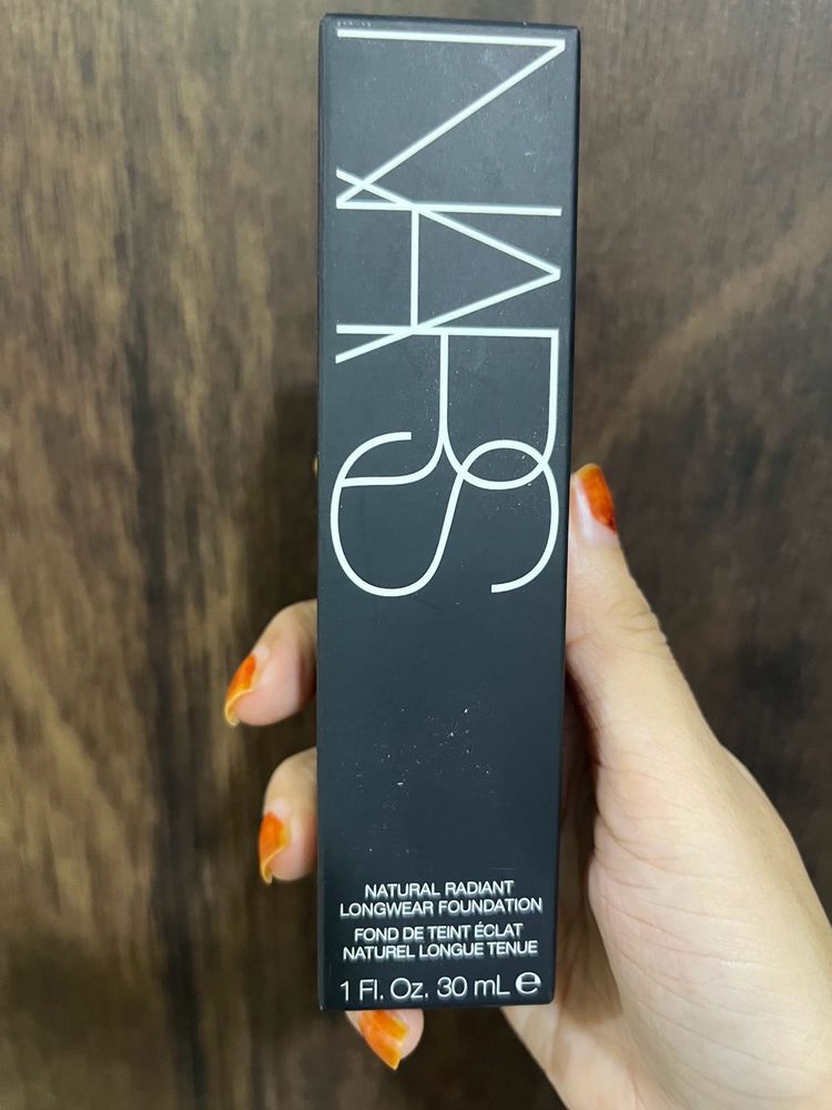 Nars Foundation Montblanc