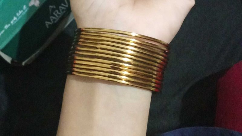 Golden Bangle Set
