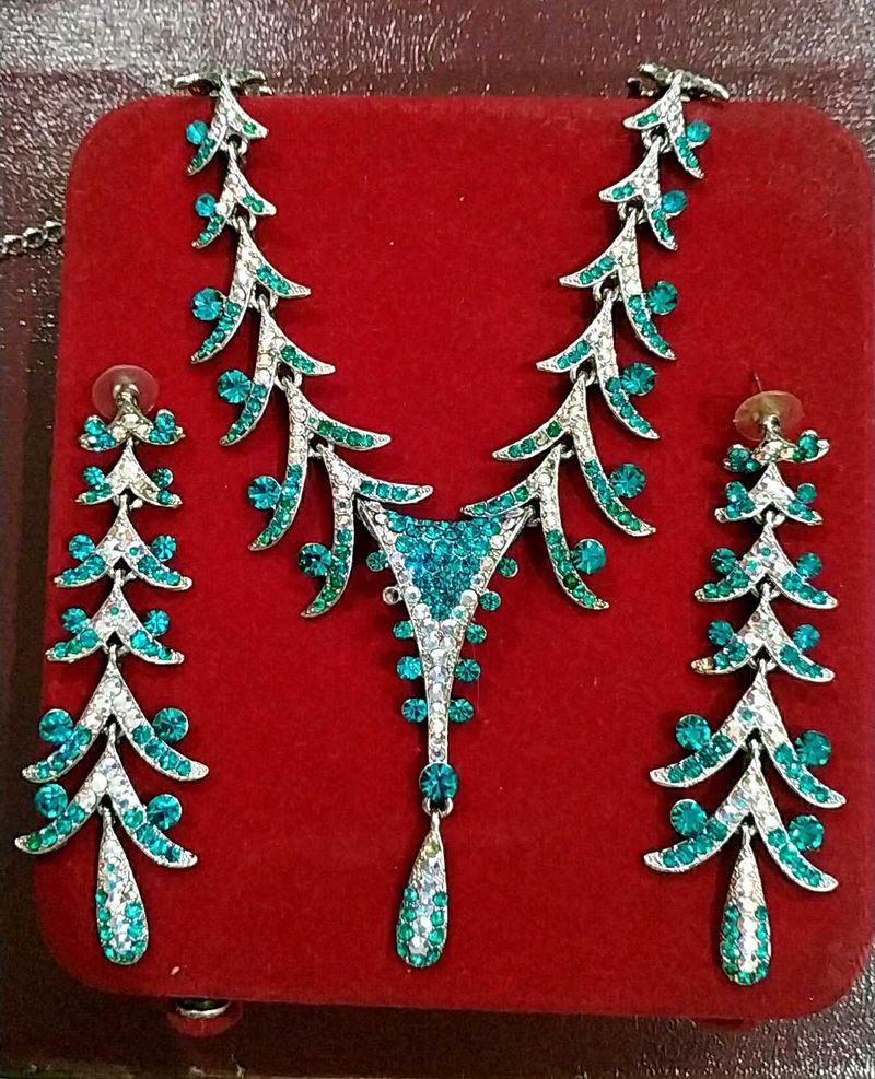 Teal Rhinestone Jewelry Set
