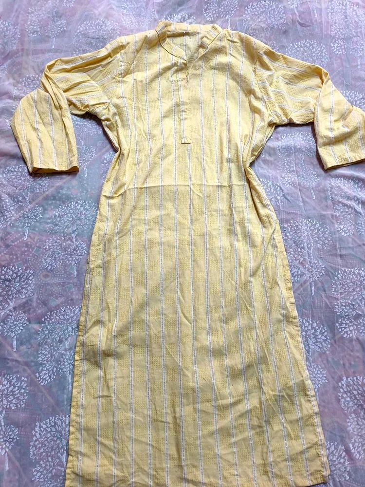 Yellow Striped Kurta Set with bottoms (women's)