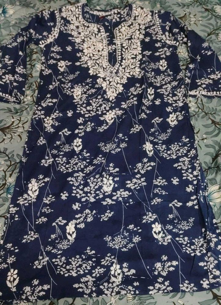 Lucknowi handwork Floral chicken kari Kurta