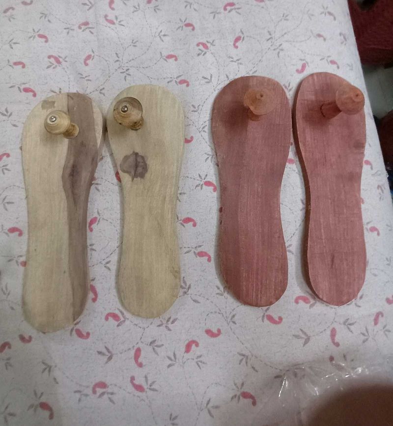 Ram Laxman Ke Bhakhto Ki Slipper