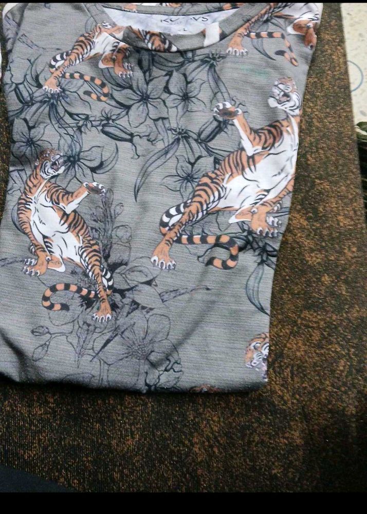 KUNVS Tiger Print Tee