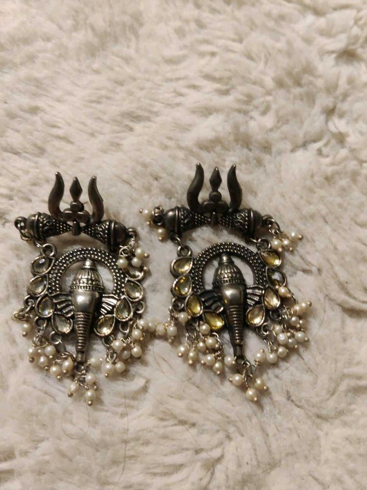 Elephant Motif Earrings