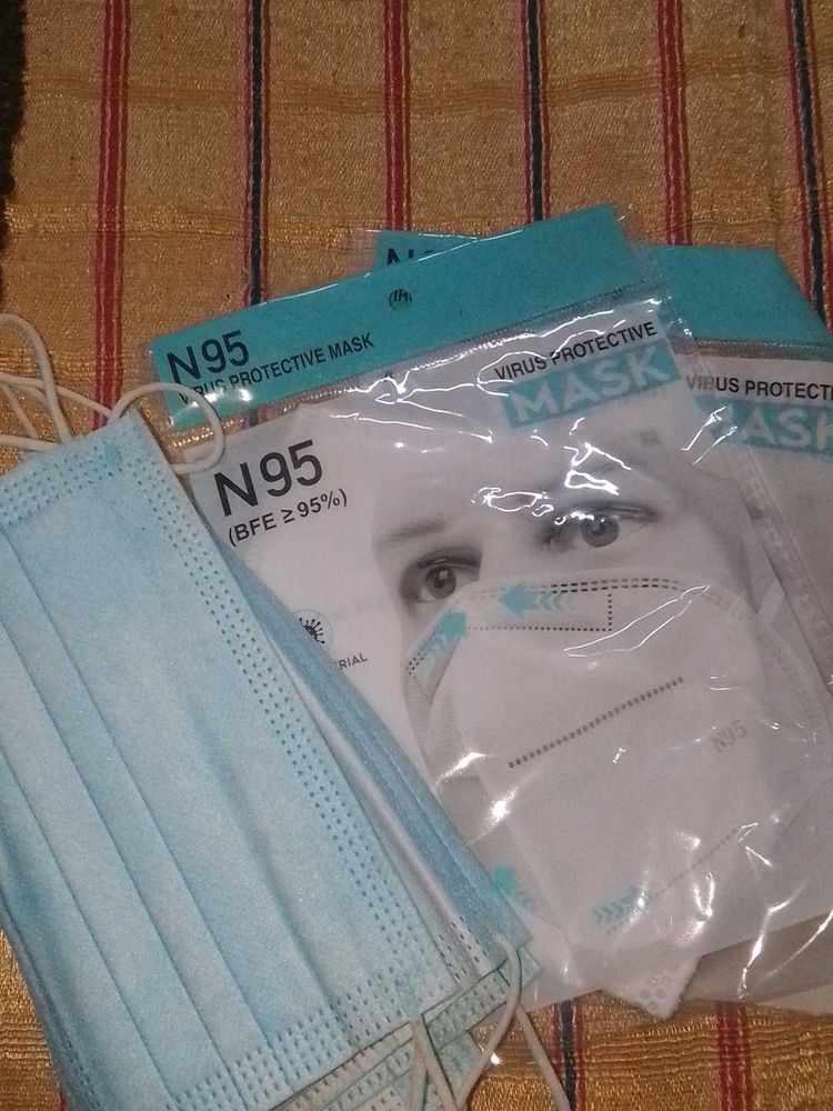 5Surgical &amp; 2 N95 Face Masks - New &amp; Sealed
