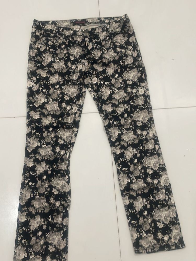 Black Pant