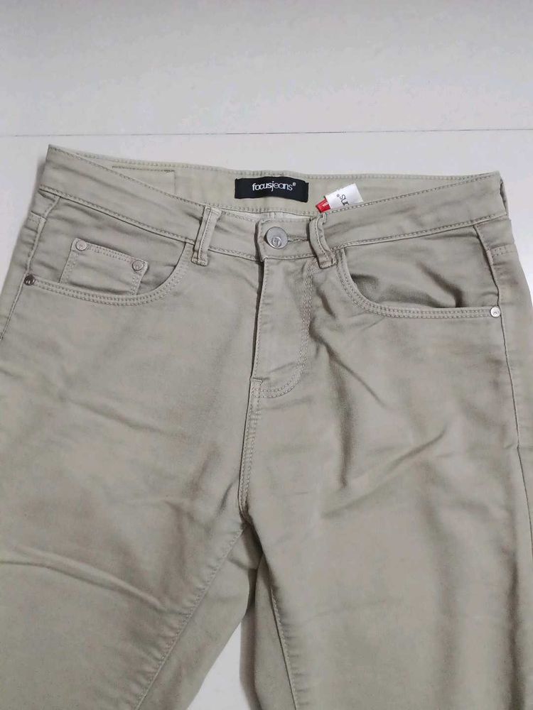 Beige Jeans