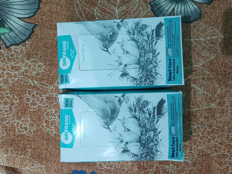 2 Pack Of Surgical Gloves