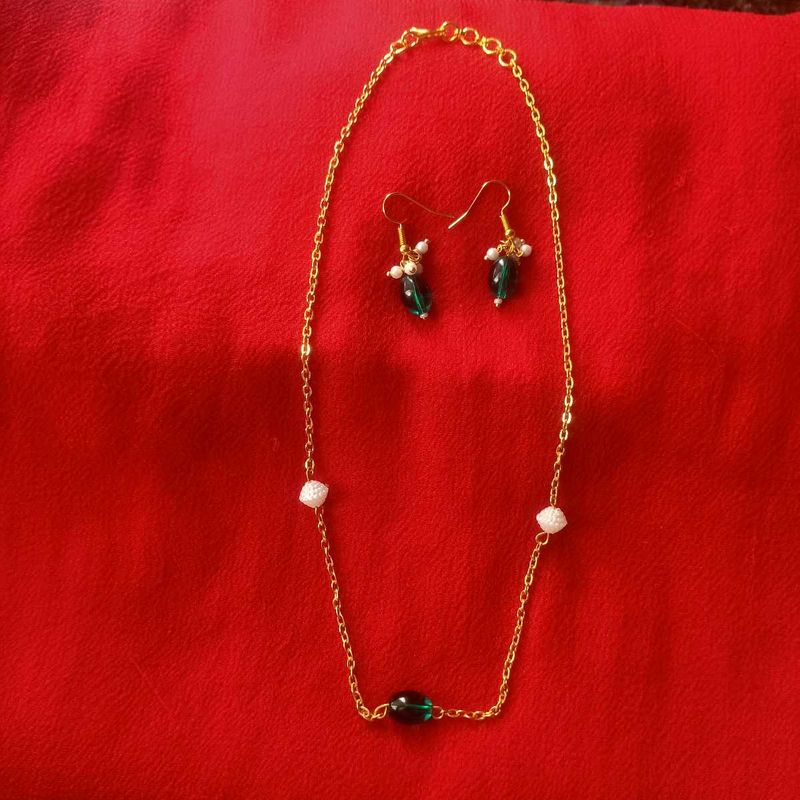 Chain With Earrings