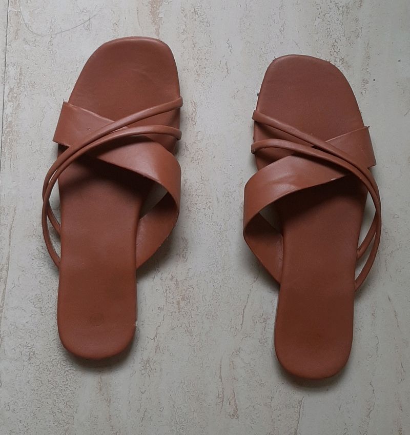 Zudio Flats Size 40