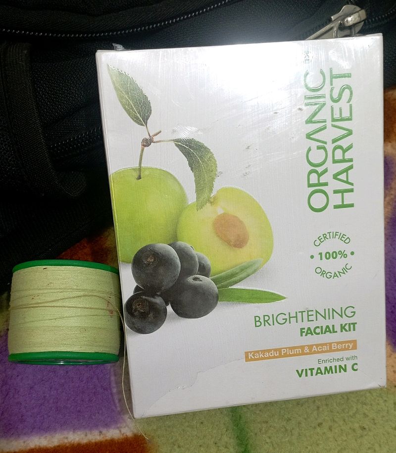 Organic Harvest Facial Kit And Free Eyebrow Thread