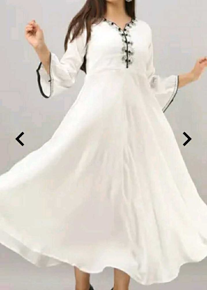 MAISHI White Anarkali Kurti