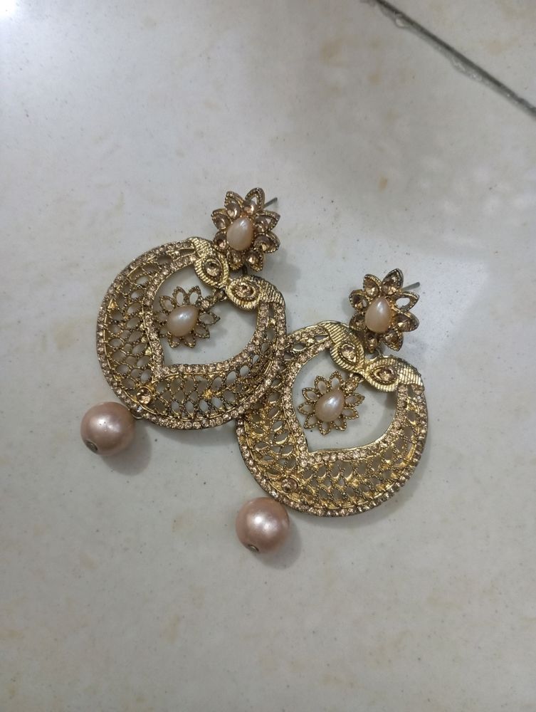 Beautiful Women Earings