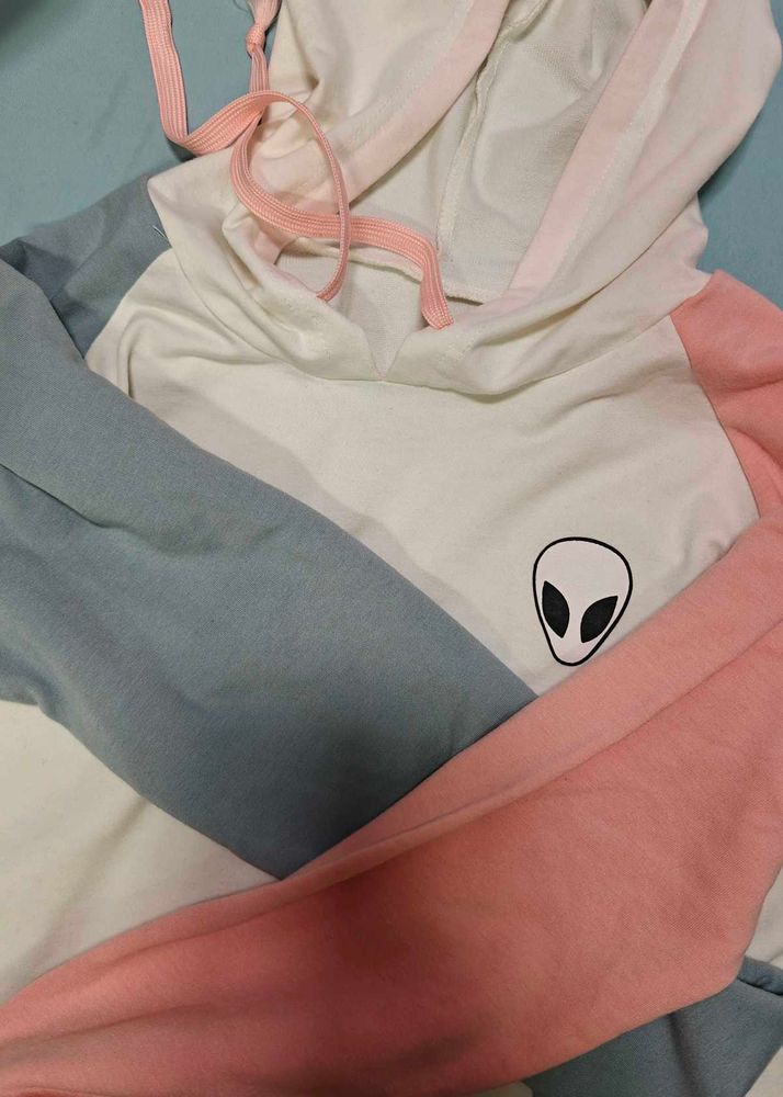 Cute Cropped Sweatshirt