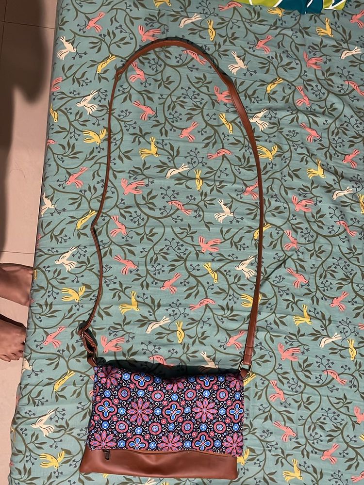 Combo Of Trends Sling Bag &amp; Bella Vita Date Mist