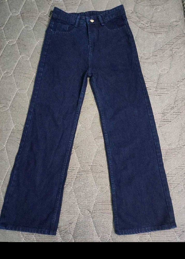DARK WASH JEANS