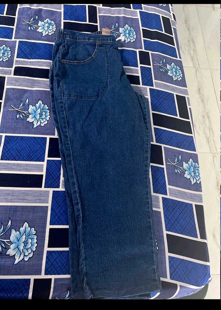 Relaxed Fit Denim Jeans