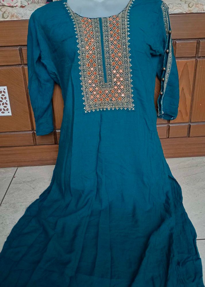 Kurti 💙🧡