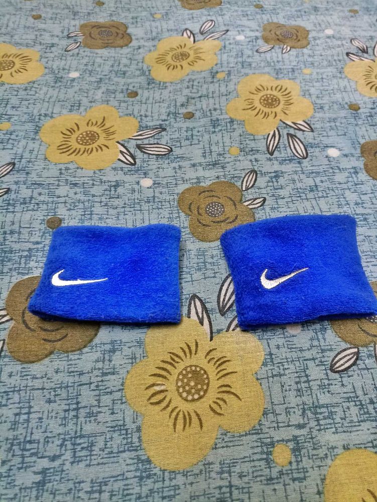 Nike Wristbands - Royal Blue