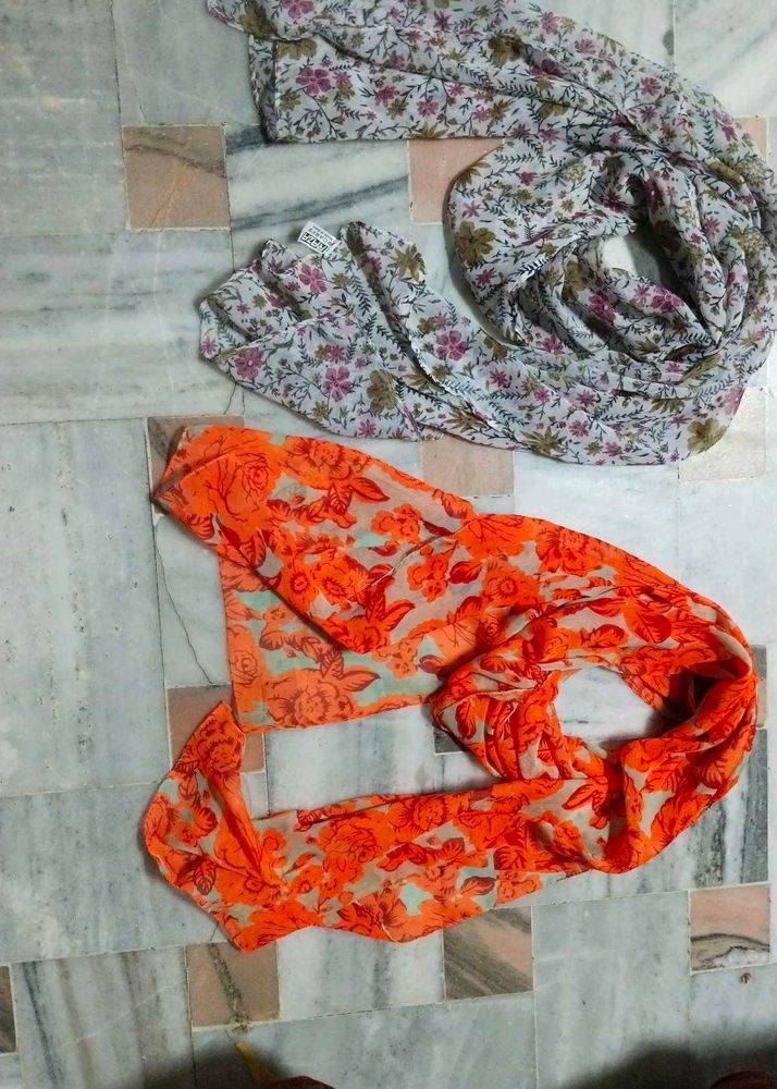 Girls Scarf 🧣