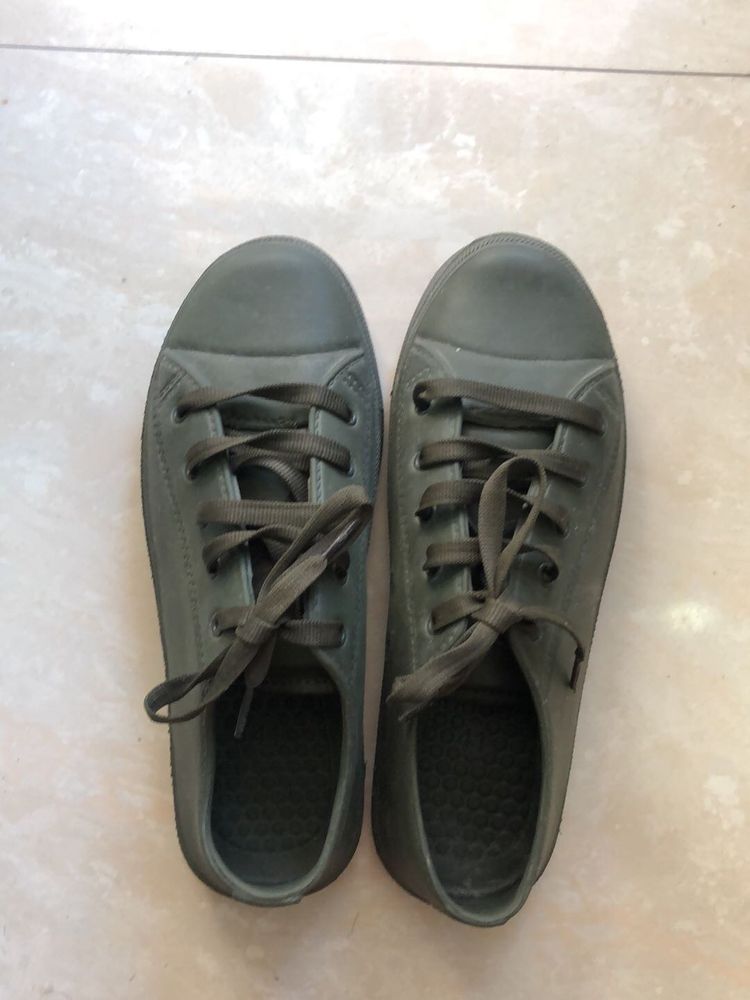 Casual Olive Green Shoes