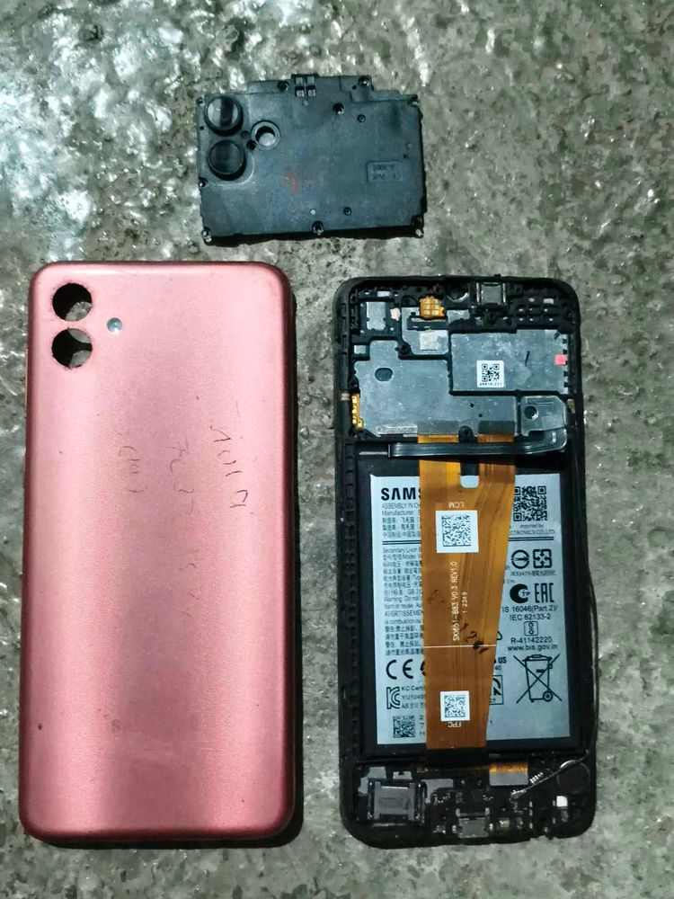 Samsung Mobile - Parts only