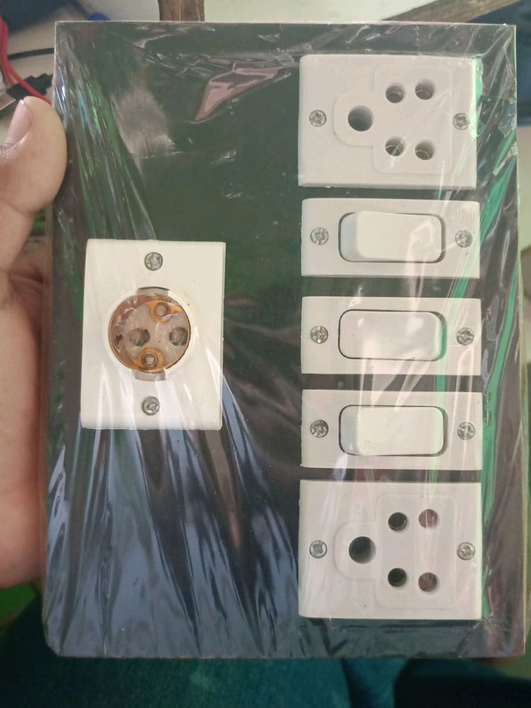 Wooden Board 6×6 Boar