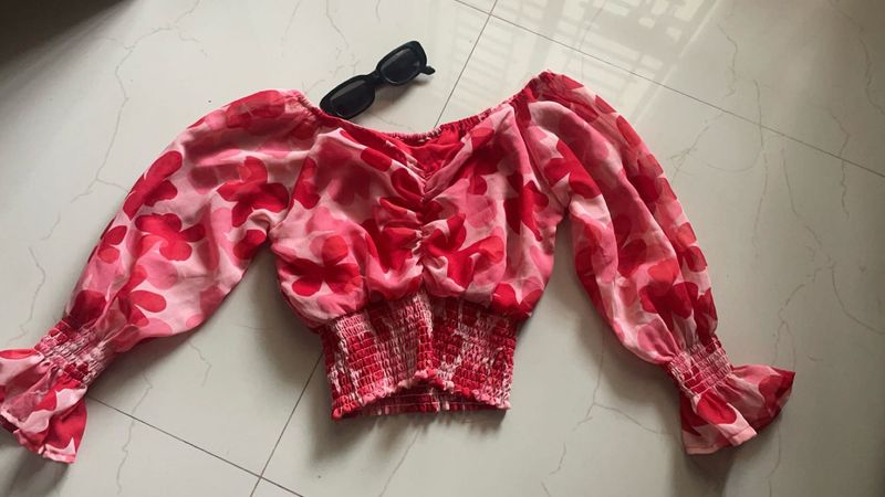 Red Stylish Top In Xs