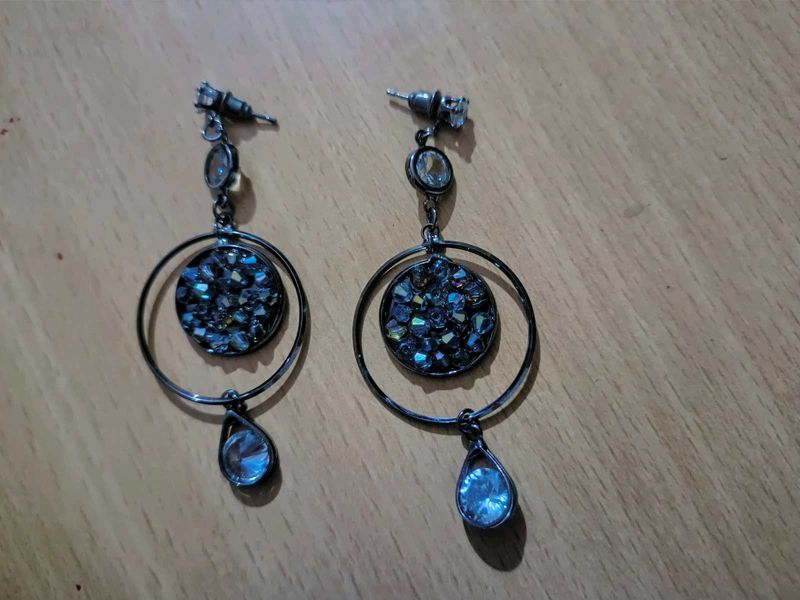 Chic Dangle Earrings