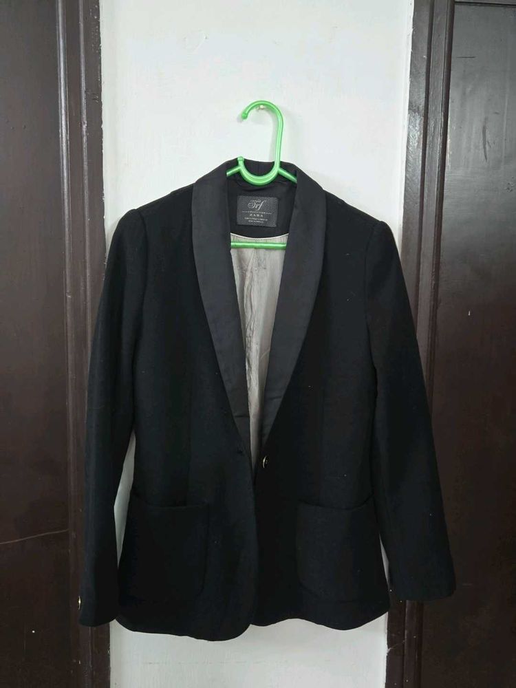 Zara Black Blazer - Classic Style size eur S