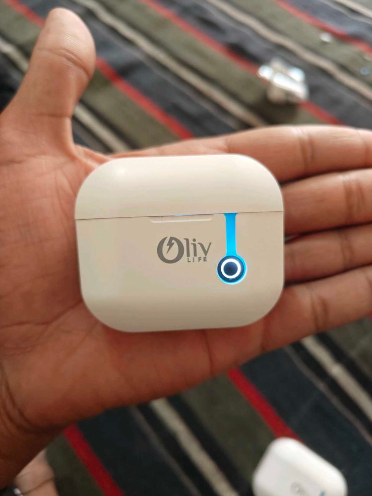 Oly Life Wireless Earbuds